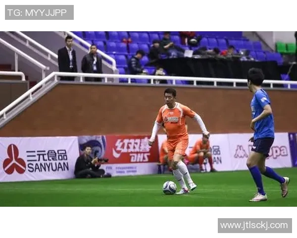 江苏足球明星李红军的辉煌职业生涯与成就回顾